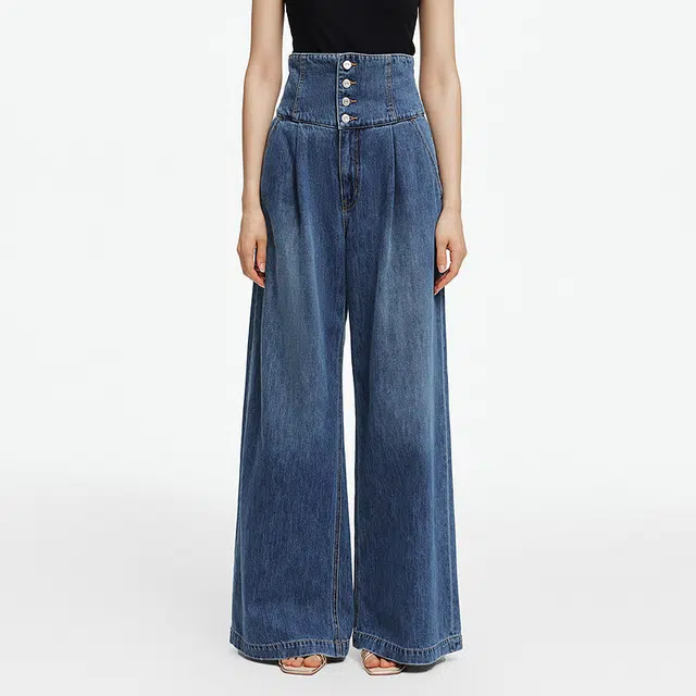 MOUSSY