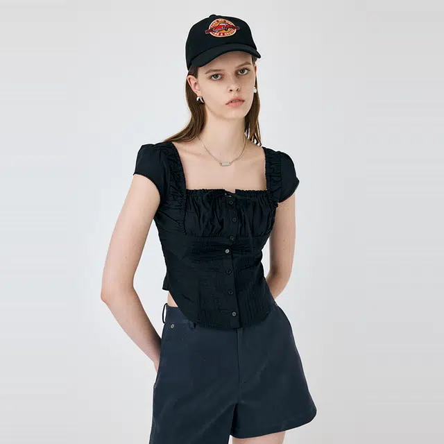 MOUSSY