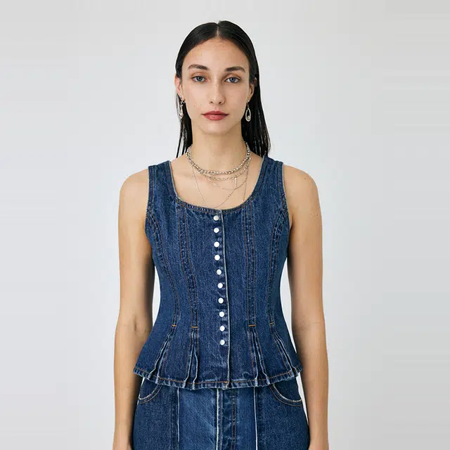 MOUSSY