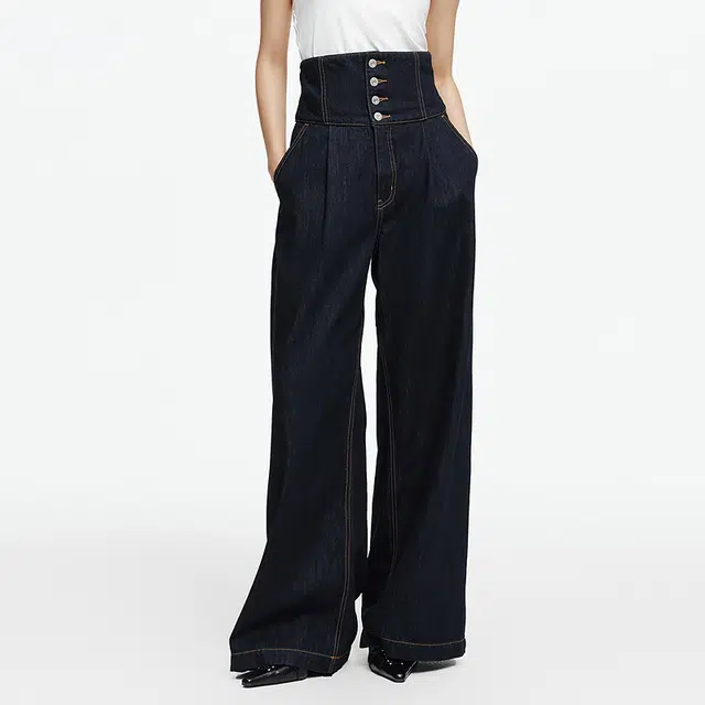 MOUSSY