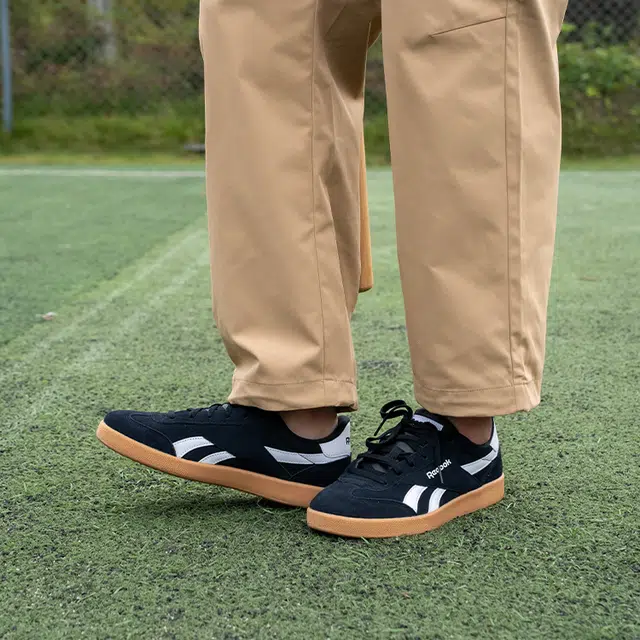 Reebok SMASH EDGE