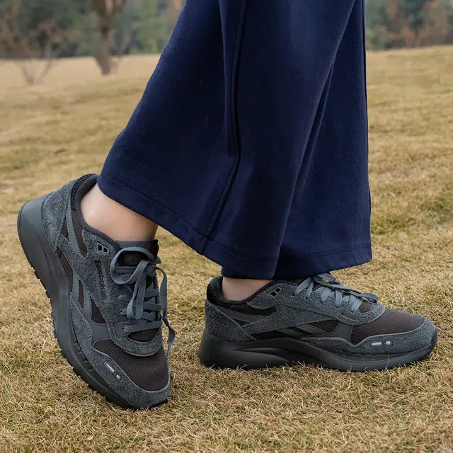 Reebok Classic Leather 2400