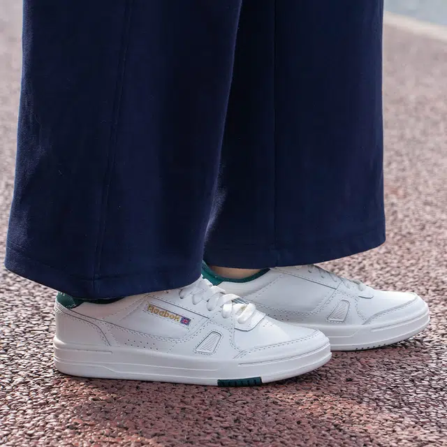 Reebok LT COURT