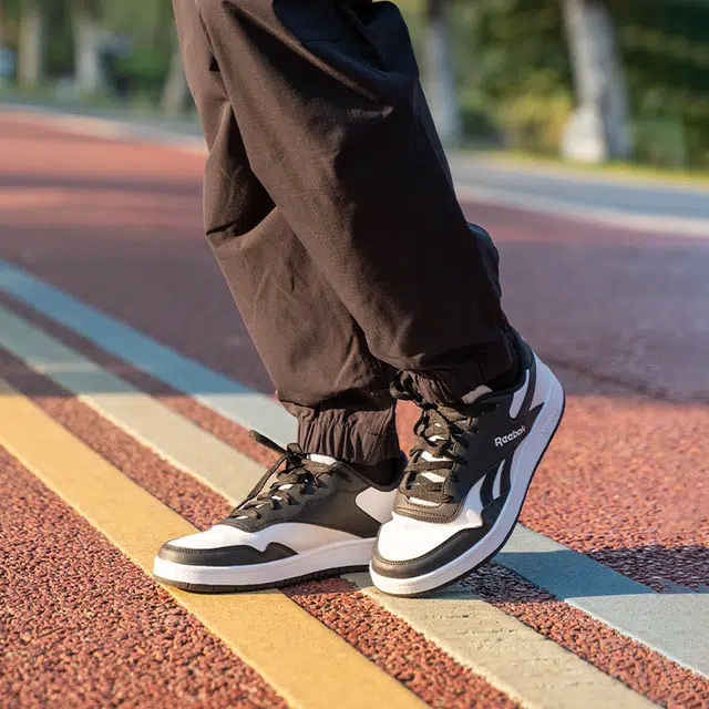 Reebok BB 1000