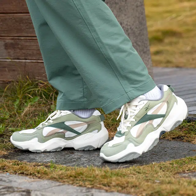 Reebok FLUFFI PUFF CN White Green