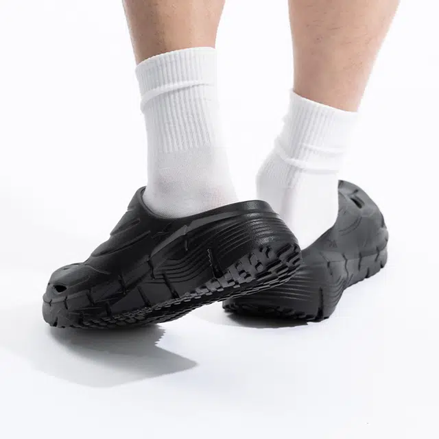 Reebok ZIG CLOG