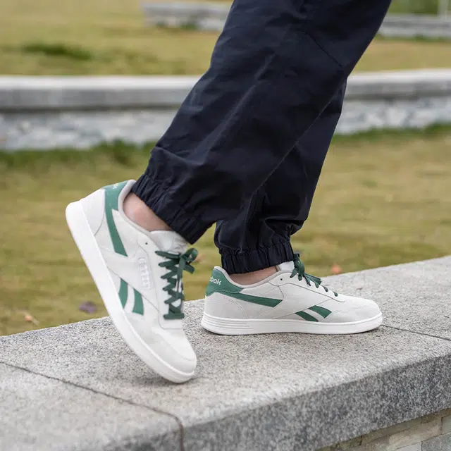 Reebok Court Advance