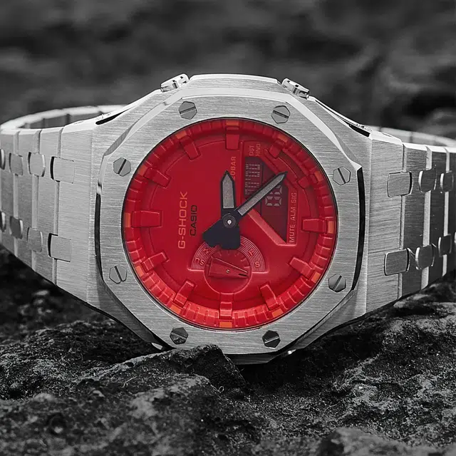 CASIOGA-2100-4APR-person