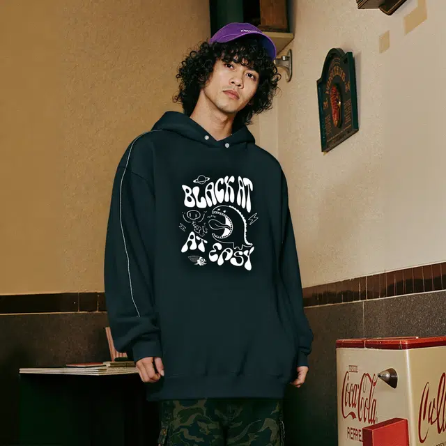 BLACK AT logo