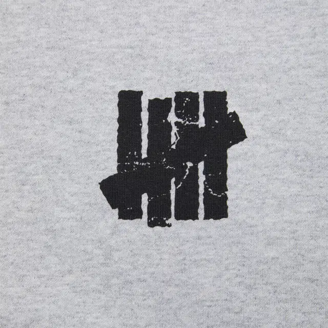 UNDEFEATED SS25 Logo