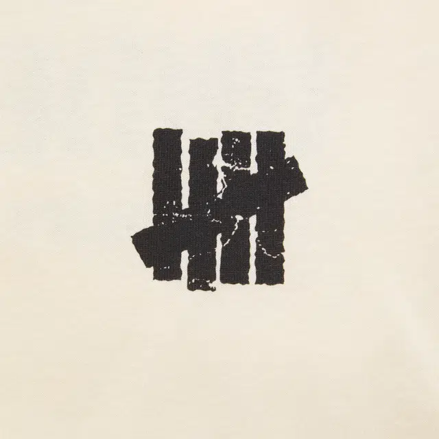 UNDEFEATED SS25 Logo