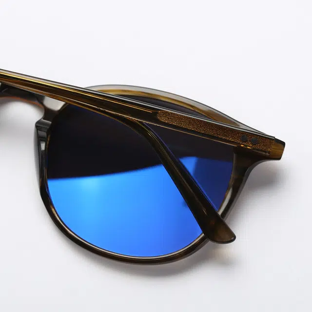 UV400 ACETATE