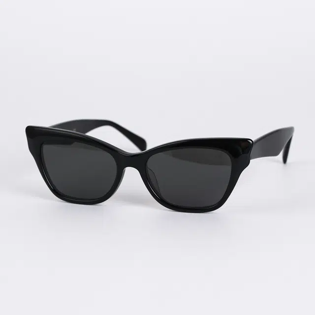 ins uv400