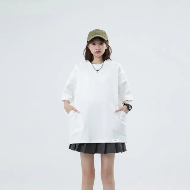 SNOW FLYING T
