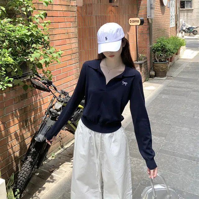 CASTLE WOODS polo