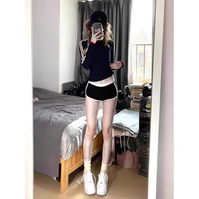 CASTLE WOODS T