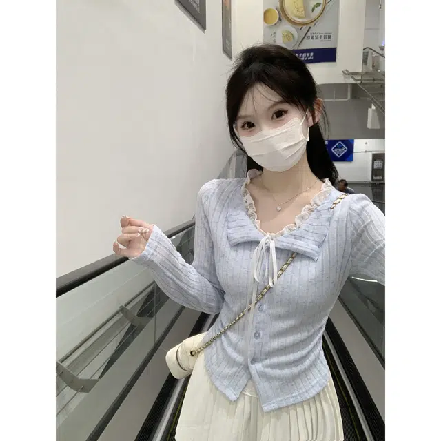 CASTLE WOODS miu T