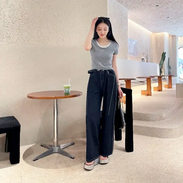 大薇家 经典设计潮流时尚 舒适百搭 橡胶底人字拖鞋 女