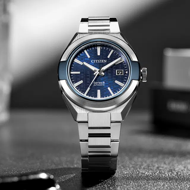 CITIZENSeries8NA1037-53L