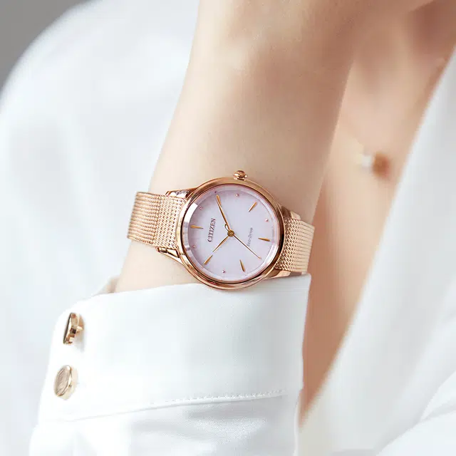 CITIZEN 33mm EM0819-80X