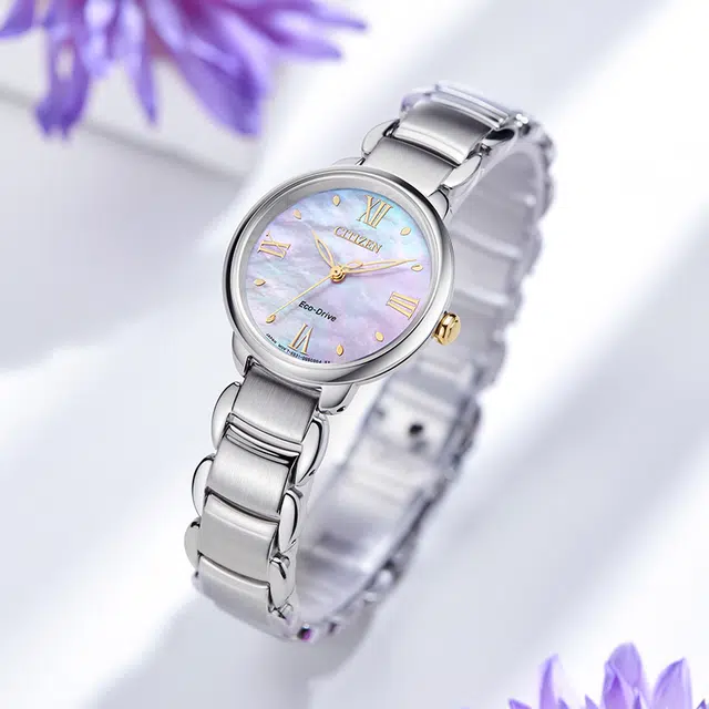 CITIZEN 28mm EM0927-87Y