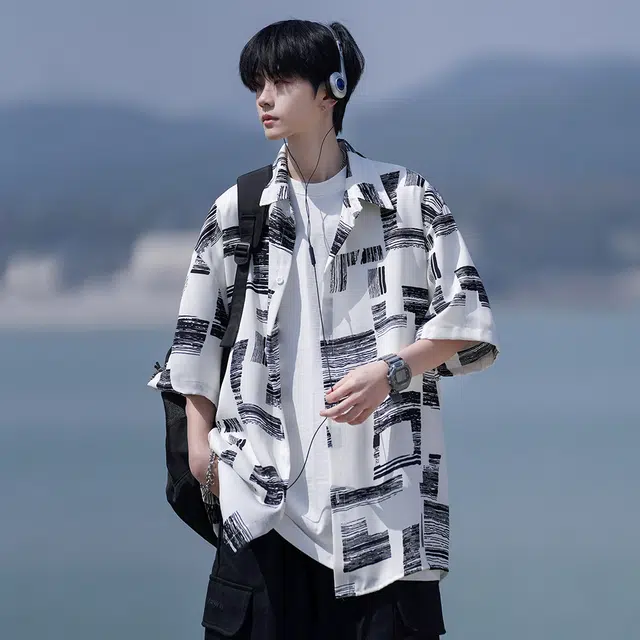 拾个壹先生 港风宽松潮牌半袖短袖衬衣休闲翻领上衣外套衬衫 男女同款