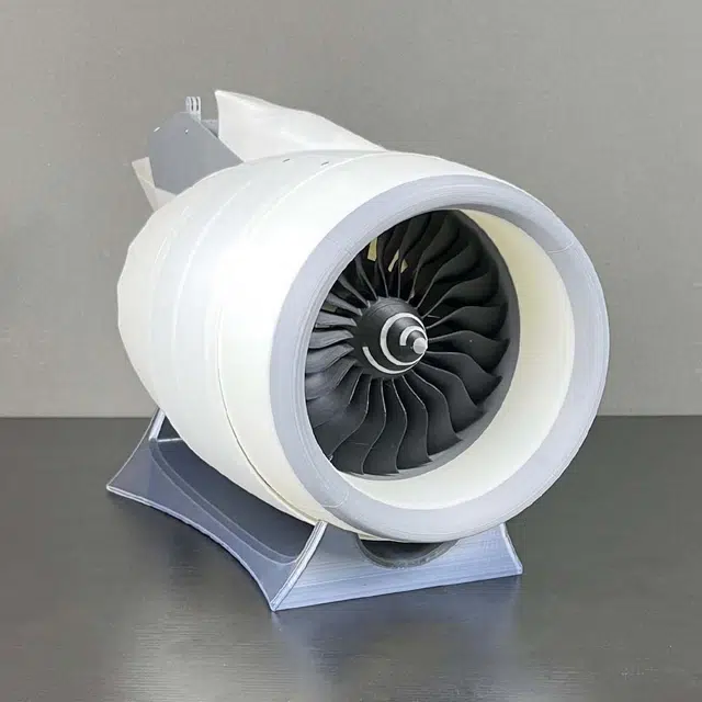 NIKOLA TOY Trent900