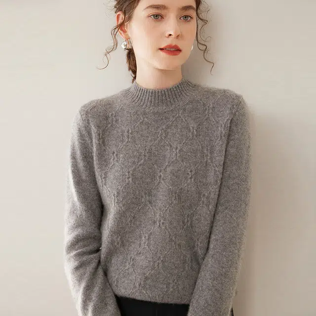 袋鼠 舒适简约百搭显瘦半高领质感纹路长袖羊绒衫 女款