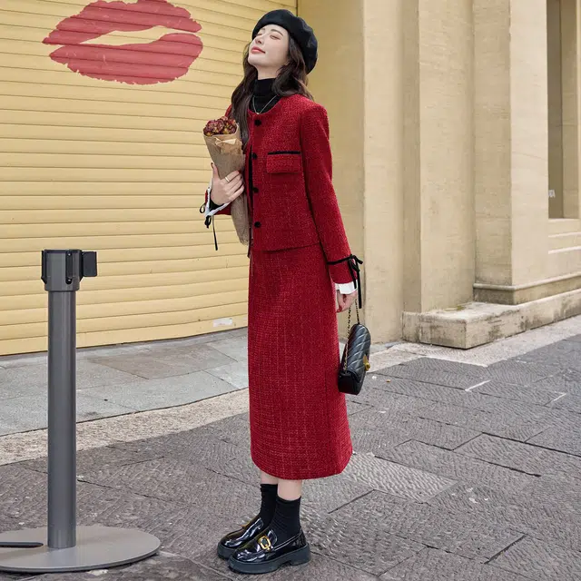 袋鼠 小香风白鸭绒外套轻奢高级感名媛裙子两件套裙装套装 女款