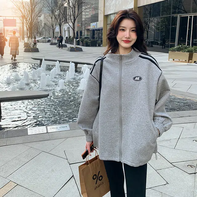 袋鼠 美式运动休闲宽松立领拉链卫衣开衫棒球服 女款