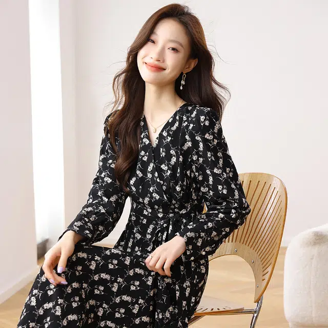 袋鼠 碎花时尚洋气减龄显瘦气质休闲流行长裙长袖连衣裙 女款