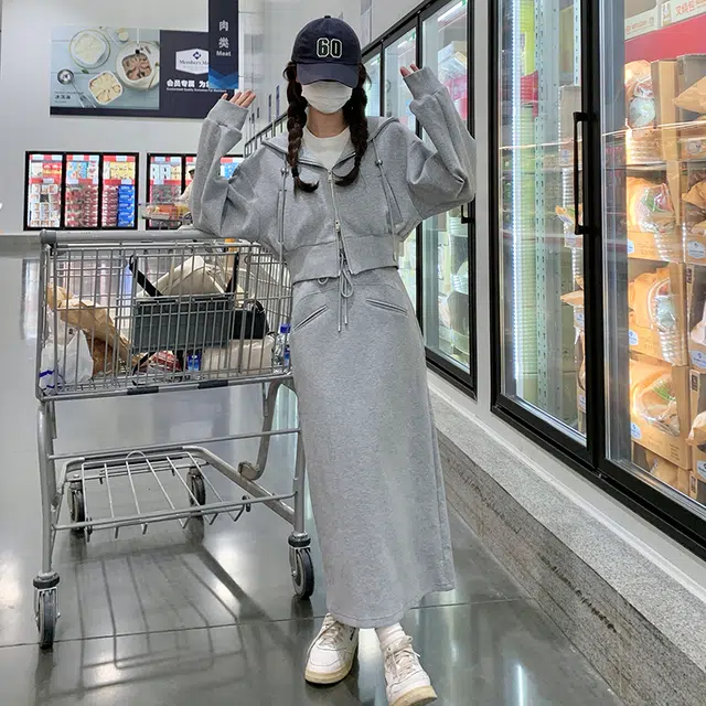 袋鼠 连帽开衫卫衣洋气减龄显瘦穿搭半身裙两件套裙装套装 女款