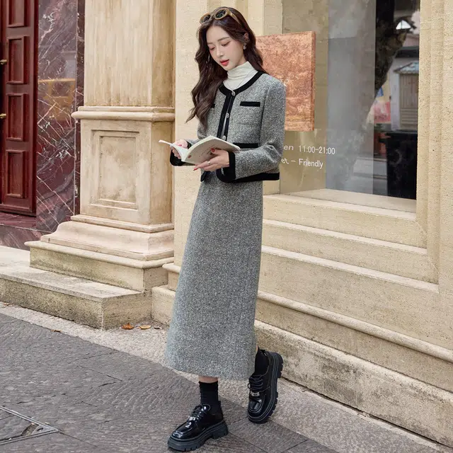 袋鼠 小香风羊毛拼色白鸭绒外套休闲开叉设计半裙两件套时尚气质裙装套装 女款