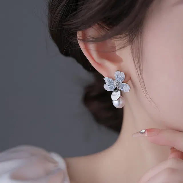 韵系 不对称渐变花朵高级感 锆石 耳环 女款