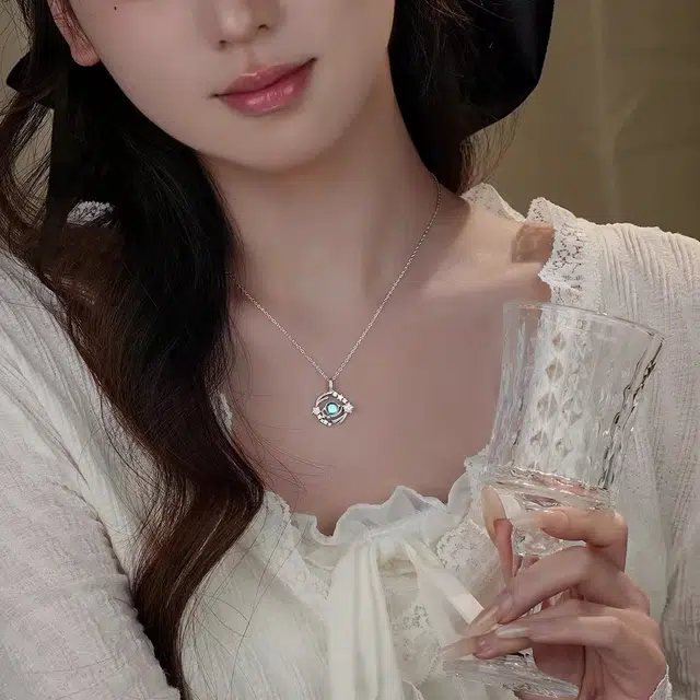 S925