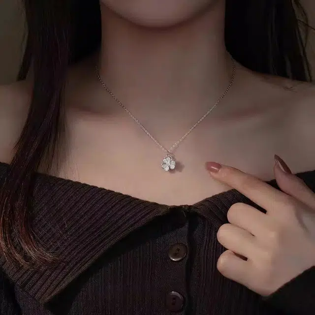 S925