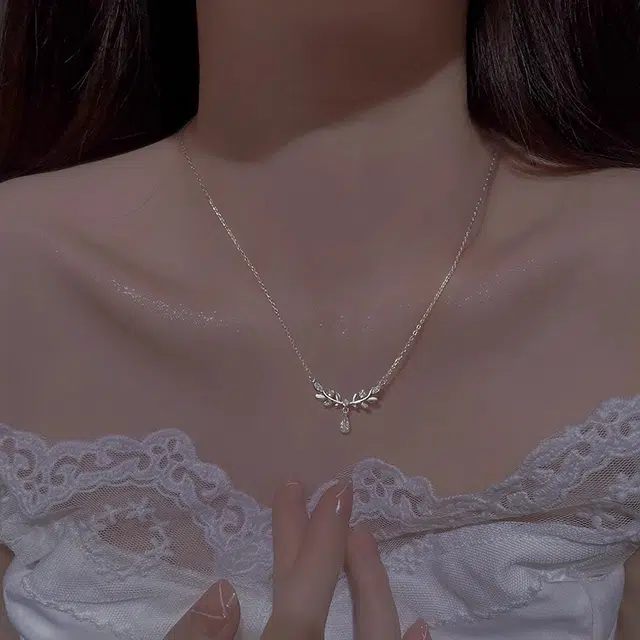 韵系 月桂女神锆石简约满天星气质锁骨链小众设计感高级法式颈链 铜镀金 项链 女款
