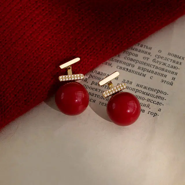 韵系 安可拉红色珍珠 铜镀金 耳环 女款