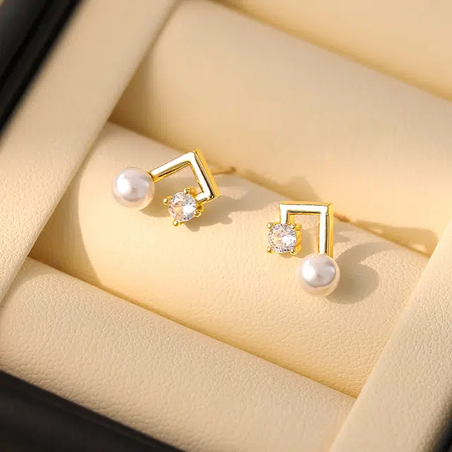 韵系 不对称音符珍珠 铜镀金 耳环 女款