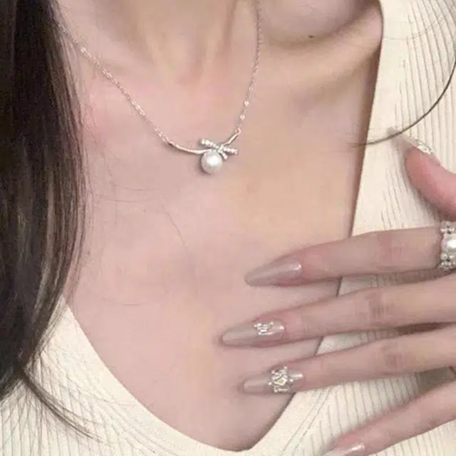 韵系 奶油绸缎蝴蝶结珍珠 铜镀金 项链 女款