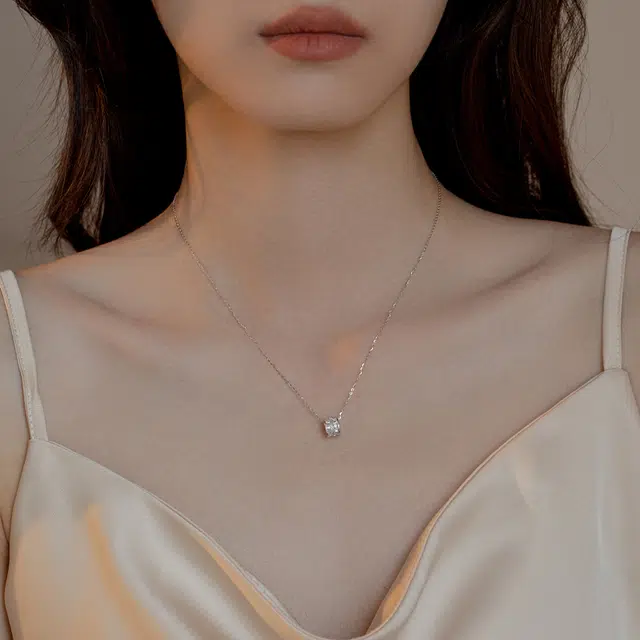 S925