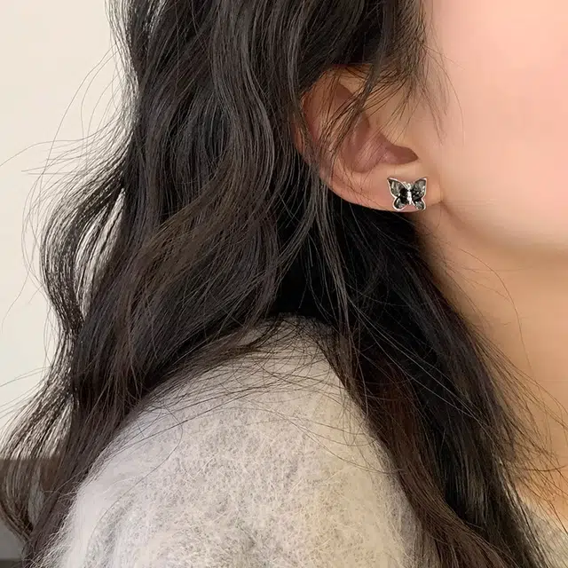 韵系 破碎感暗黑渐变蝴蝶小众高级感 铜镀金 耳钉 女款