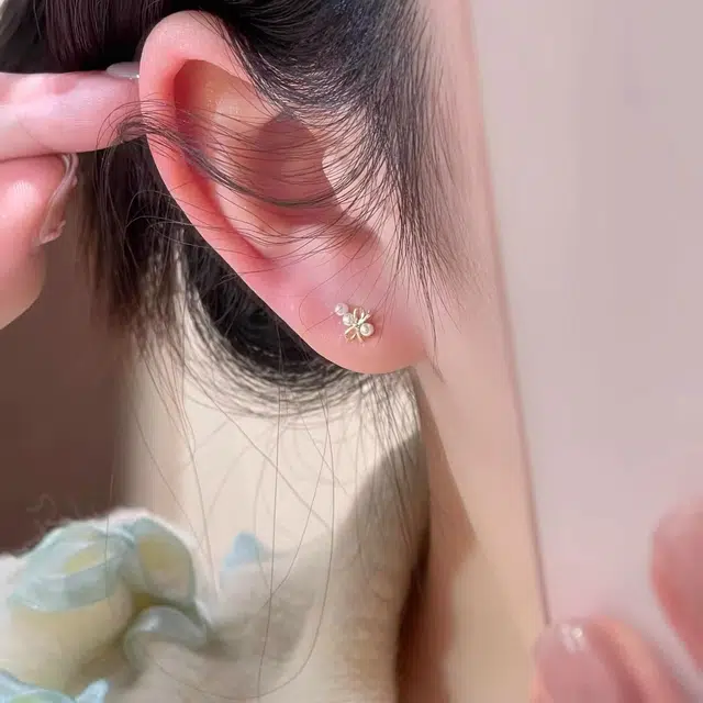 韵系 轻奢小众蝴蝶结 铜镀金 耳钉 女款
