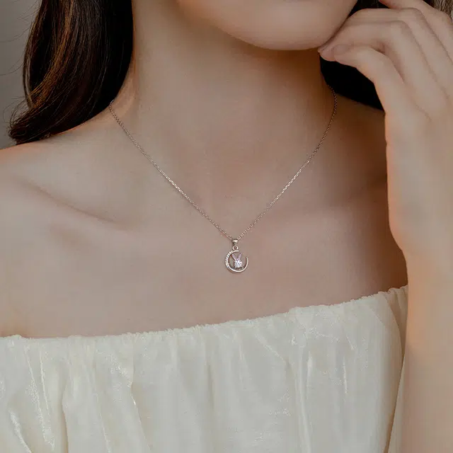 S925