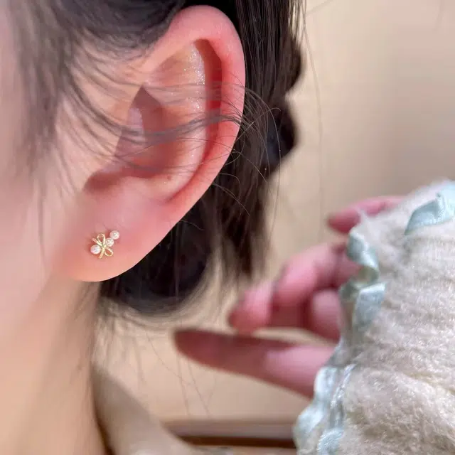 韵系 轻奢小众蝴蝶结 铜镀金 耳钉 女款