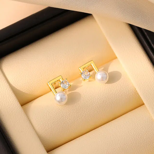 韵系 不对称音符珍珠 铜镀金 耳环 女款