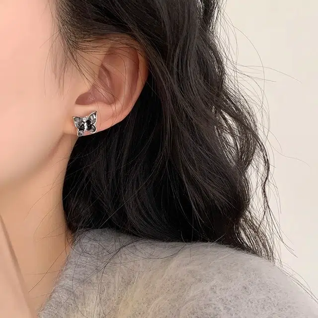 韵系 破碎感暗黑渐变蝴蝶小众高级感 铜镀金 耳钉 女款