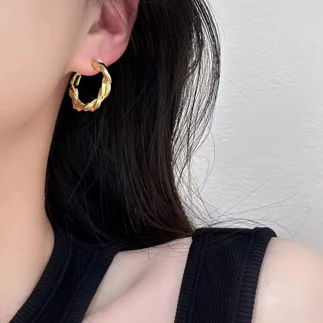 韵系 个性设计莫比乌斯环不规则 铜镀金 耳环 女款