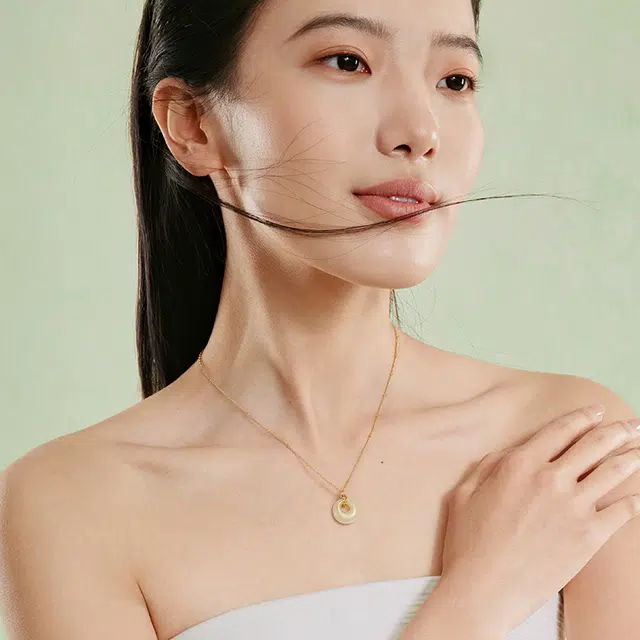 S925