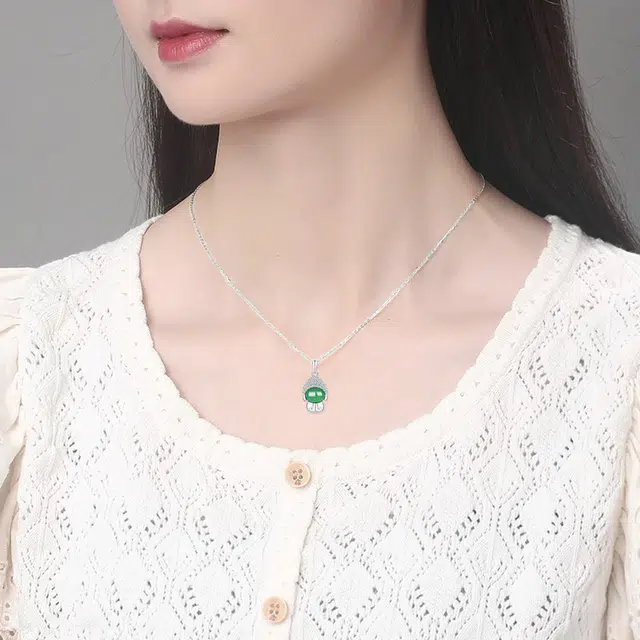 S925